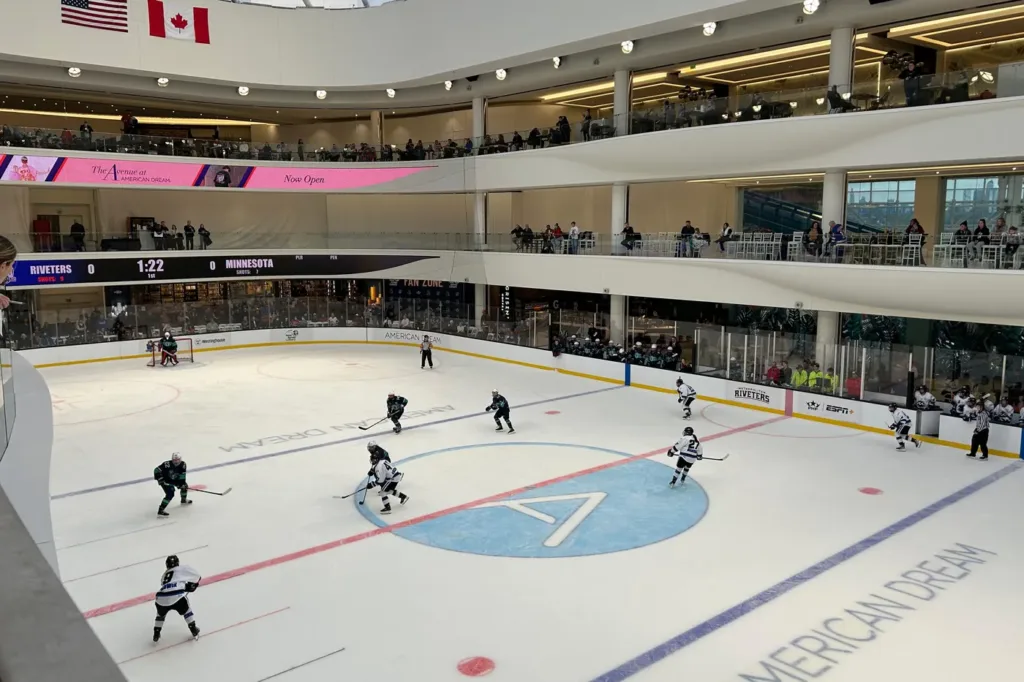 Photo of hockey game at American Dream mall